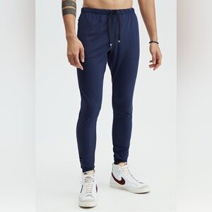 NWOT Fabletics Men's Navy Joggers Medium